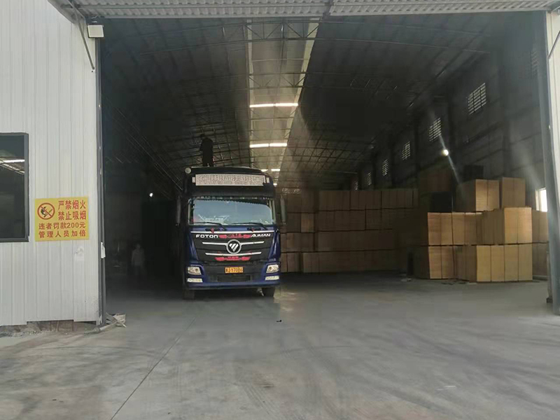 廣西模板開往山東